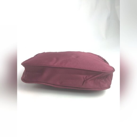 Large Burgundy Durable Nylon Cosmetic Makeup Bag - Picture 2 of 10